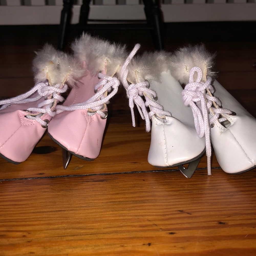 Set of American girl doll ice skates